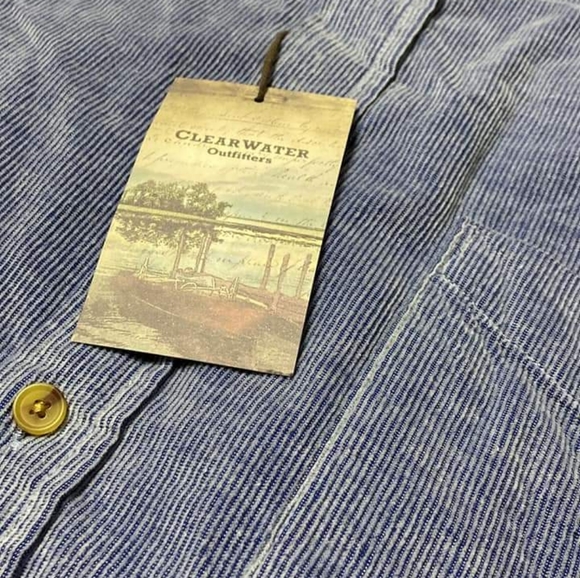 Clear water out filters men's shirt - Picture 6 of 7